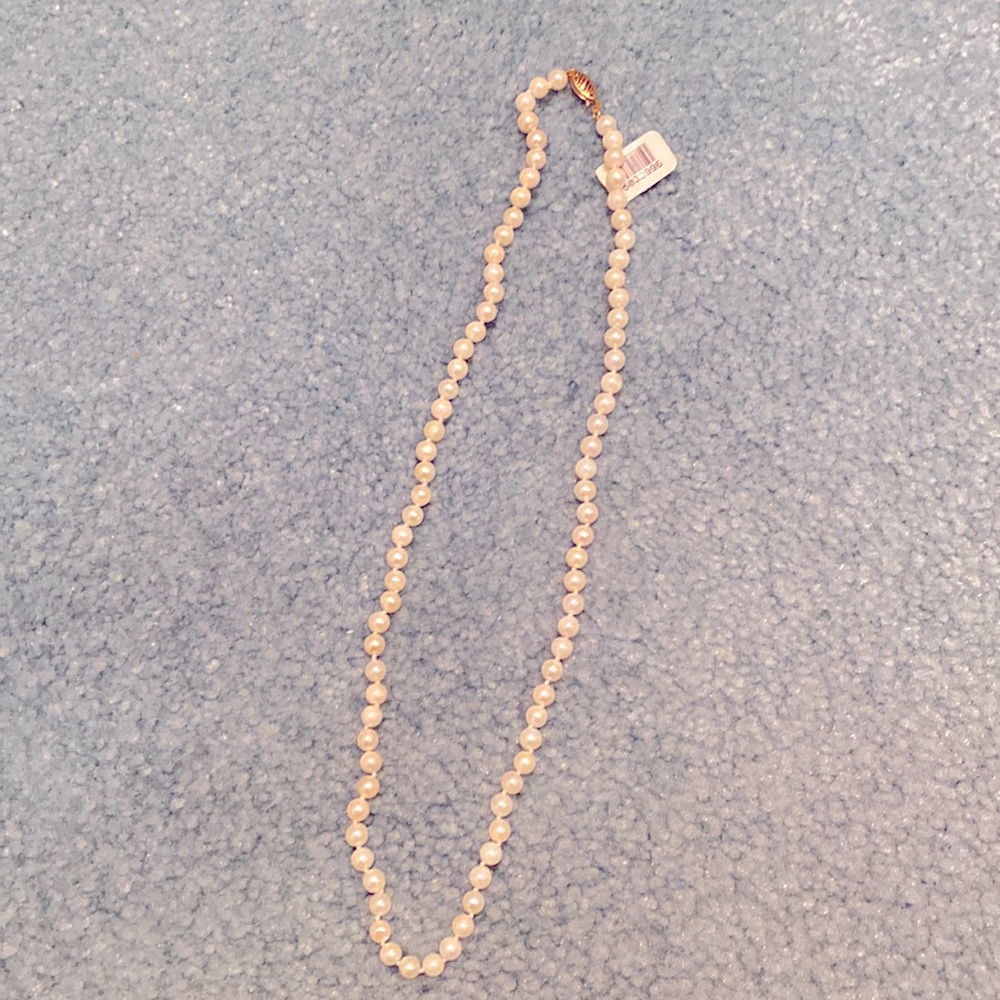 Pearl Necklace NWT